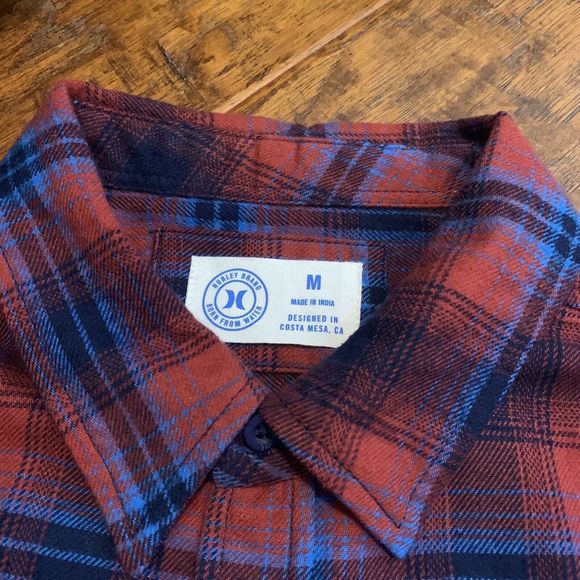Hurley Red & Blue Plaid Flannel Button-Up Long Sleeve Shirt Mens Size M NWT - Picture 7 of 8